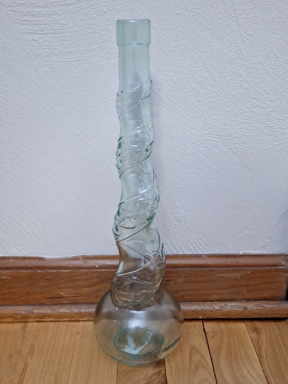Tall Swirled Clear Glass Vase - Seafoam Tint